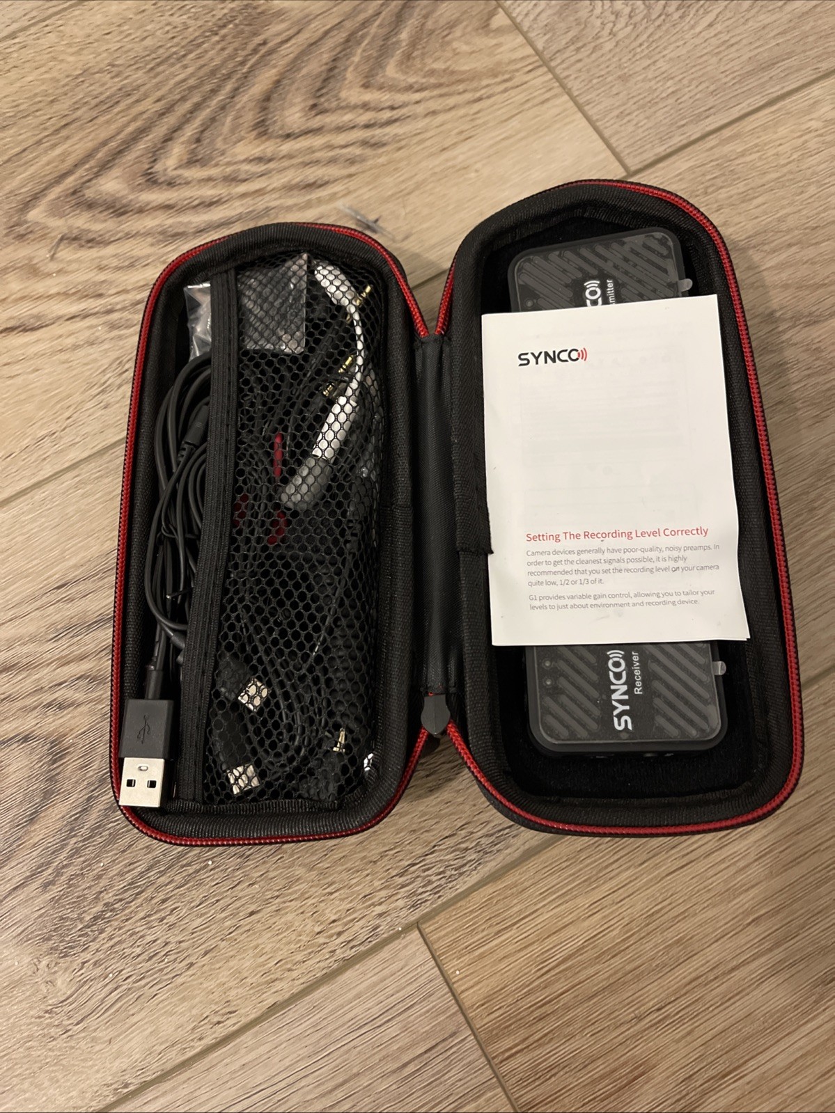 SYNCO G1 A2 2.4GHz Wireless Lavalier Microphone System 1 Receiver 2 Transmitter