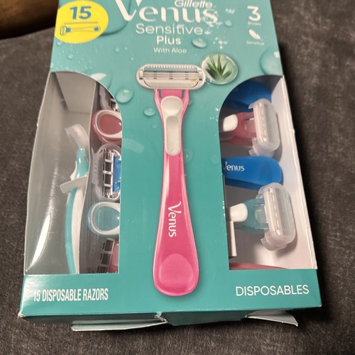 Gillette Venus Sensitive Plus Disposable Razors, 15 Count with Aloe 3 Blades NIB
