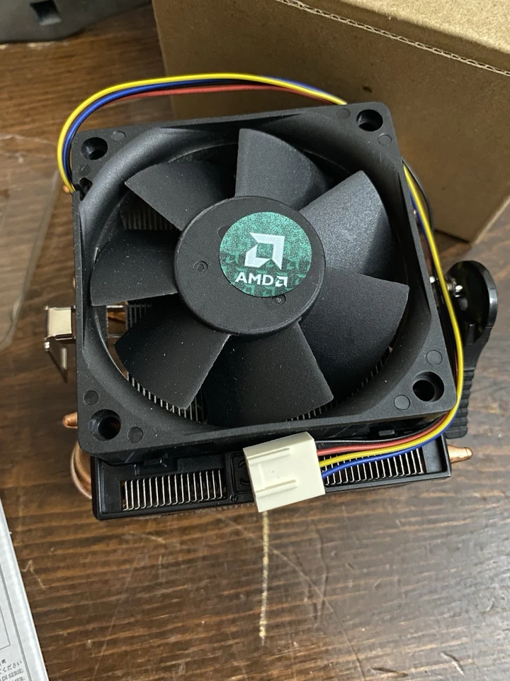 AMD FX-8120 Black Edition Octa Core Processor 3.1-4.0GHz,Socket AM3+,95/125W CPU - Image 3 of 4