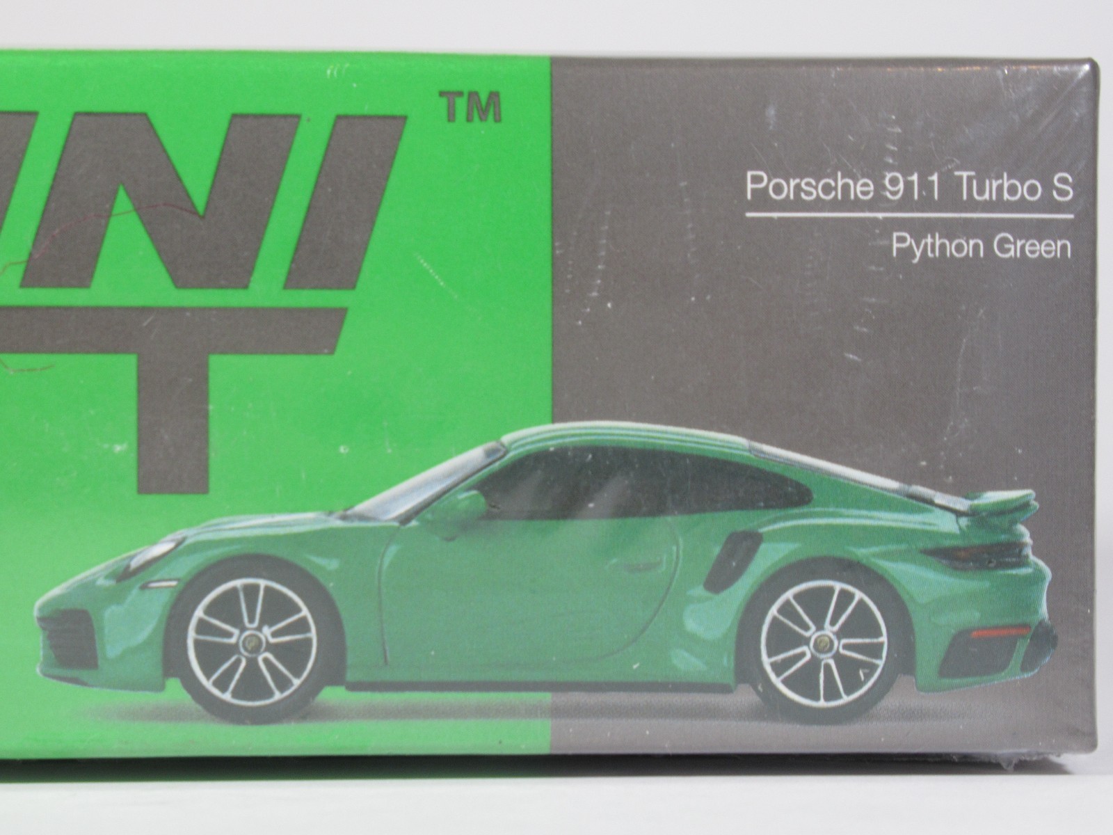 MINI GT, #525, PORSCHE 911 TURBO S (RHD) in Python Green, New Sealed Box