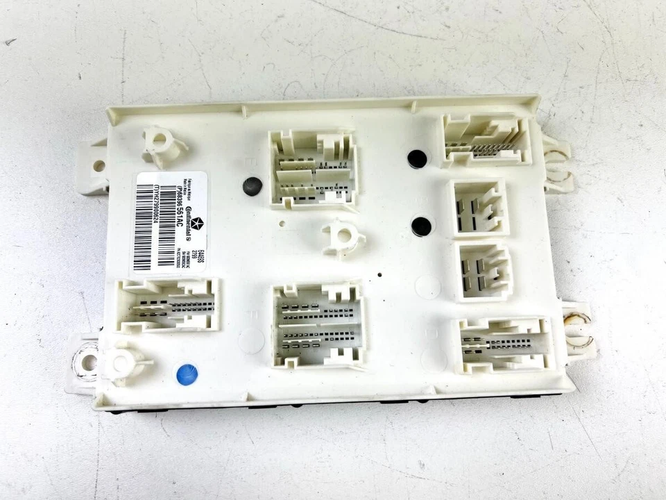 19 Dodge Challenger BCM CARROCERÍA MÓDULO DE CONTROL INFORMÁTICO UNIDAD OEM Foto 2 de 3