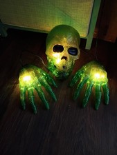 Translucent Green Led Lightup Skull Hands Halloween 4 Wired Neon Glow Outdoor Translucent Green Led Lightup Skull Hands Halloween 4 Wired Neon Glow Outdoor
