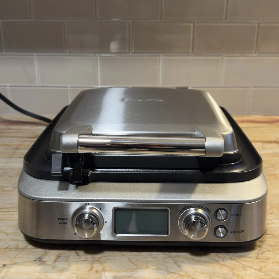Breville BWM640XL Smart 4-Slice Waffle Maker Silver - Tested Working - Image 2 of 4