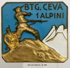 ALPINI 1ST CEVA BATTALION ROYAL ARMY BADGE PRODUCER F.M.LORIOLI