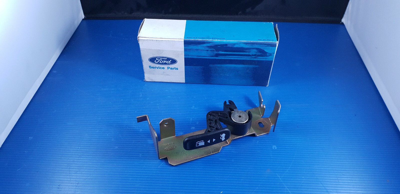 Poignée d'ouverture coffre et trappe carburant FORD pour réparation mécanisme