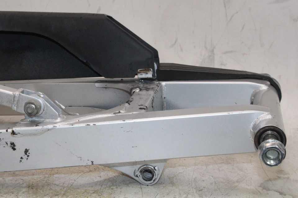 92-07 KAWASAKI NINJA 250R EX250F OEM BASCULANTE TRASERO SUSPENSIÓN TRASERA BRAZO OSCILANTE Foto 3 de 4