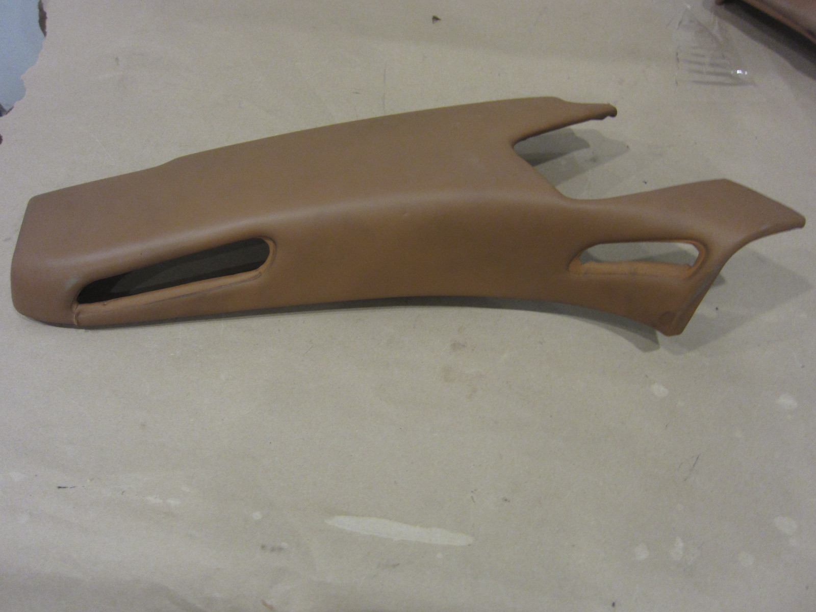 Ferrari California - RH Upper Rear Molding-Cuoio Brown - P/N 81423700