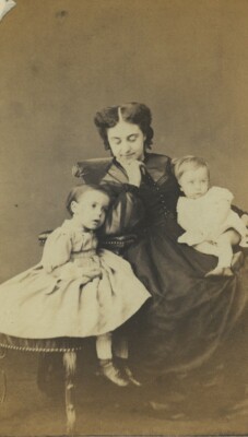 Frankreich Paris Mutter & Kinder altes CDV Foto Pierre Petit 1860er Jahre