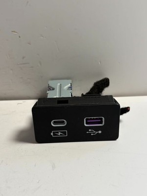 OEM MX293AB HONDA PILOT SEDAN USB CHARGER ADAPTER CHARGING PORT