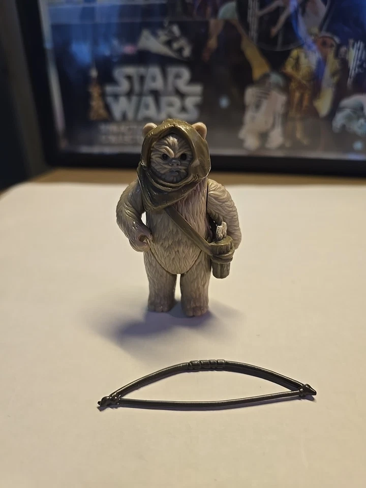 Figura Kenner Lumat ROTJ de Star Wars de colección Foto 2 de 4