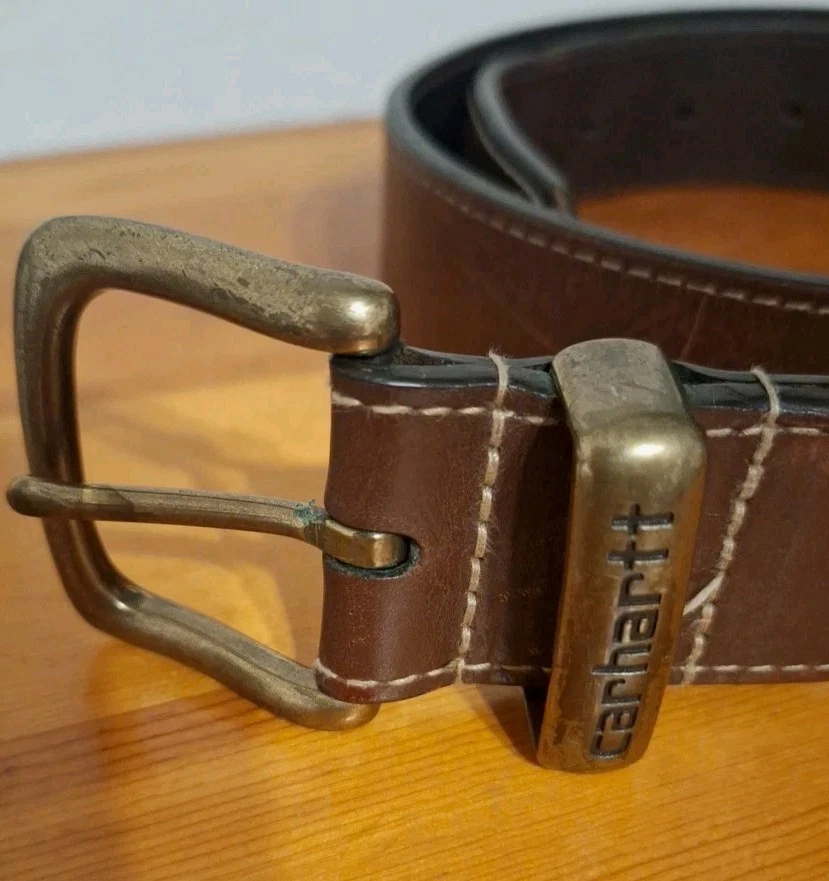 Cinturón de cuero genuino marrón Carhartt para hombre con hebilla de cinturón de latón 34" cintura 38" largo Foto 2 de 4