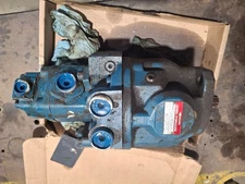 Kubota KX91-3 and similar Uchida Hydraulic pump