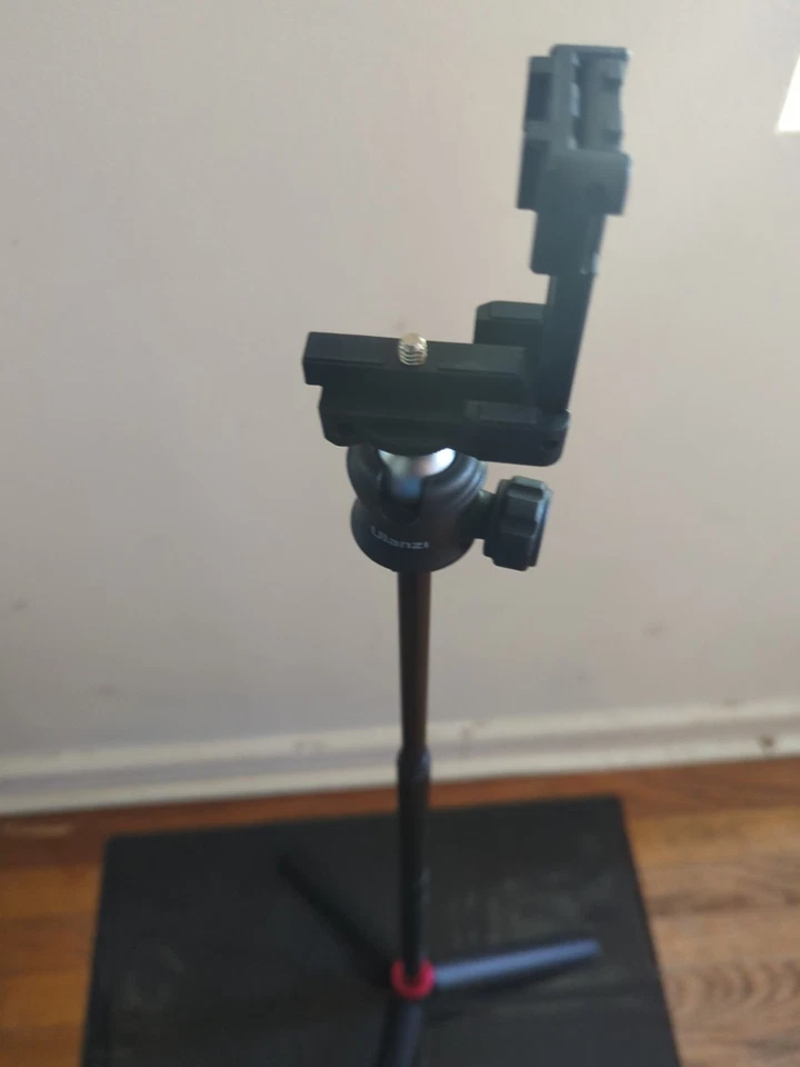 Ulanzi MT-11 Multifunctional Octopus Tripod, New condition - Image 2 of 4