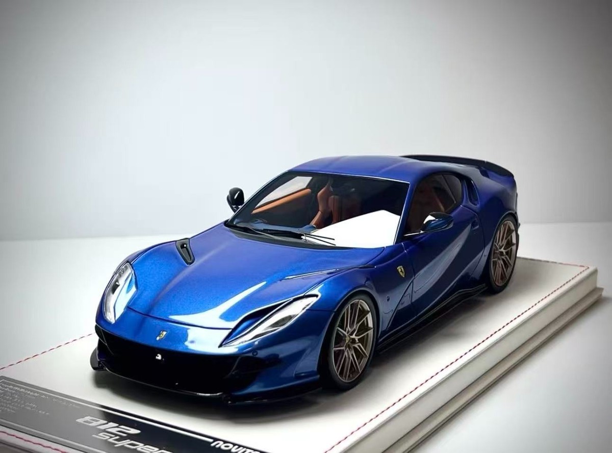 BBR Ferrari 812 Superfast 1/18 ミニカー 中古 SUPER RARE* Dino Model 1/18 Ferrari 812 Superfast Novitec Metallic