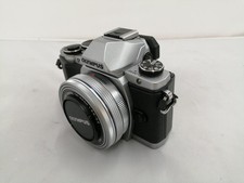 Olympus OM-D E-M10 EZ Double Zoom Kit Digital Camera Lens