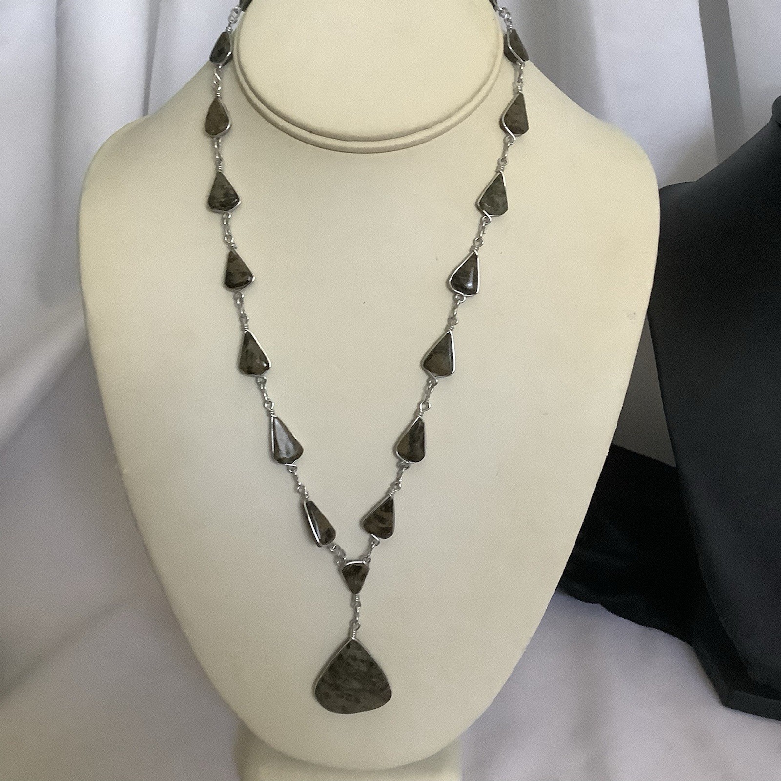 Brown Statement Necklace With Triangle Shaped Sto… - image 6