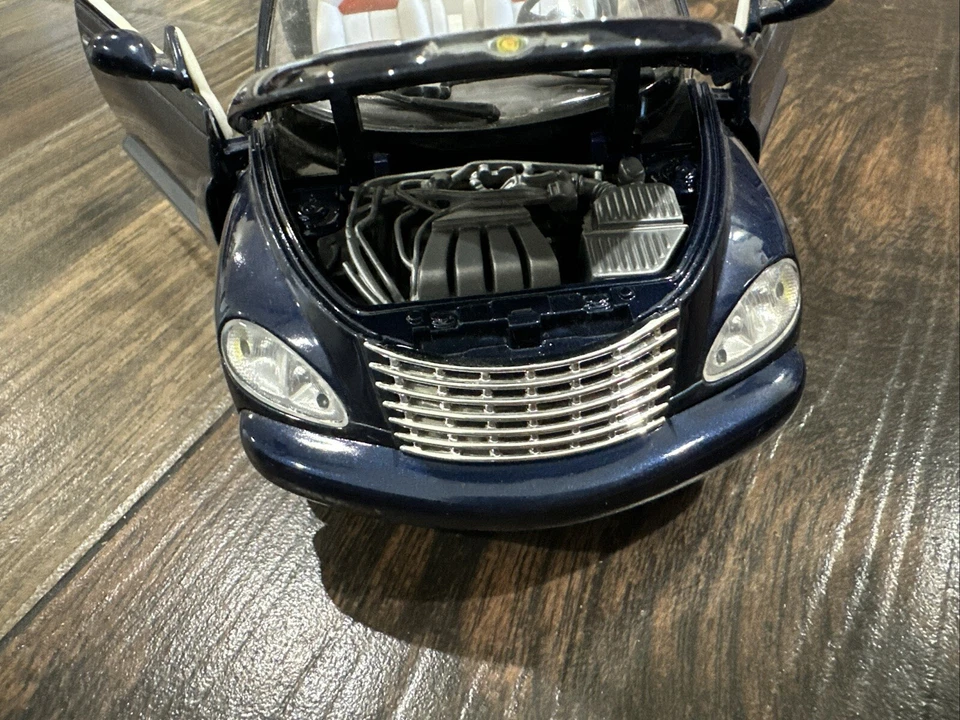 Hot Wheels 1/18 Scale Diecast 53839 - Chrysler PT Cruiser Convertible Dark Blue - Image 3 of 4