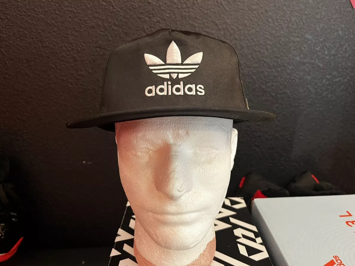 Adidas hotsell satin hat