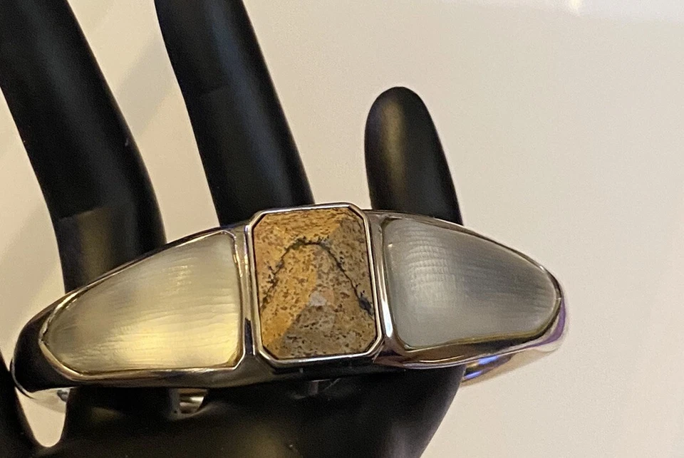 复古 Alexis bittar 签名 Lucite Jasper 镜子银色铰边手镯手链 — 第 3/4 张图片