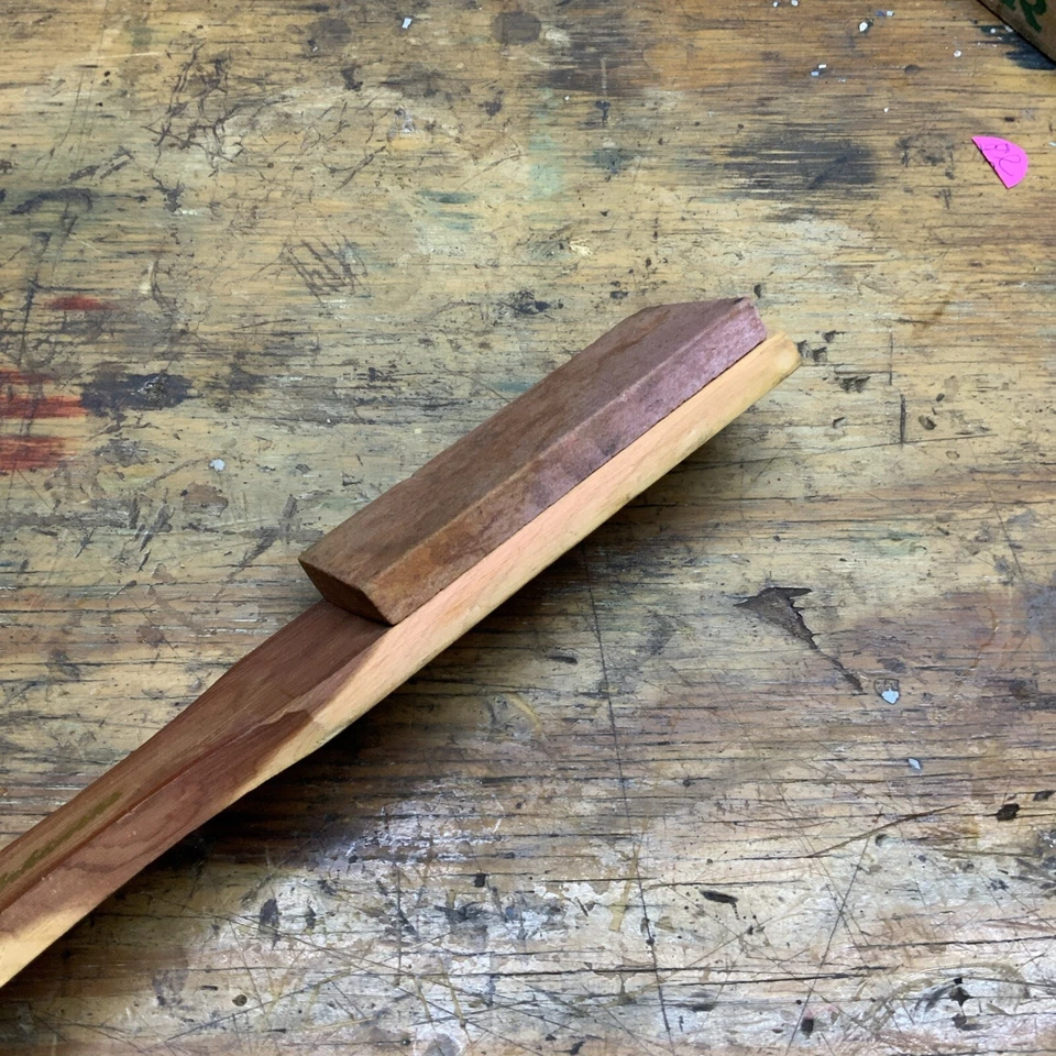 Piedra de afilar suave Arkansas Solomons Mine mango de madera rosa rojo 4”x1,75x1/4” Foto 3 de 4