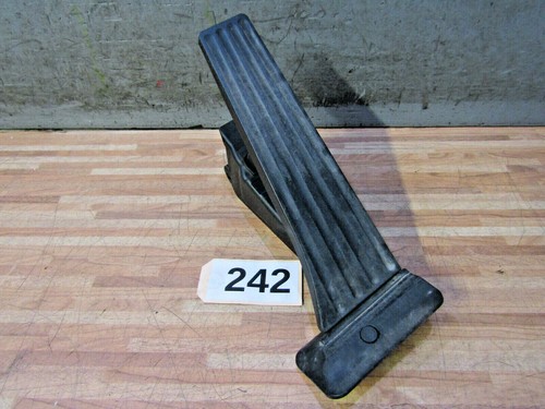 GASPEDEAL SCHALTGETRIEBE Original + BMW 1er E81 E87 F20 F21 2er 3er 4er 6853176