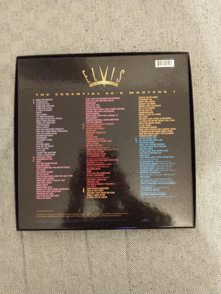 Elvis Presley - The essential 60`s masters, 5CD BOX im LP-Format, EX - Bild 2 von 3