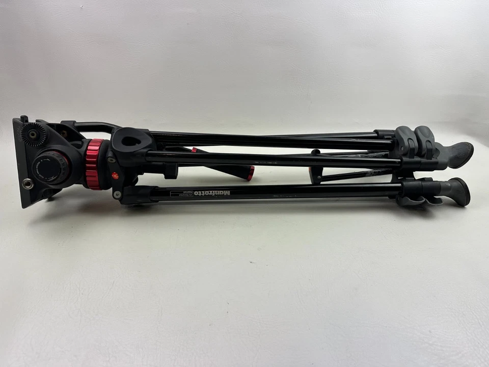 Manfrotto MVH502A Tripod Head w/ 2 Stage MVT502AM Alum Legs, Spreader, Handle - Image 2 of 4