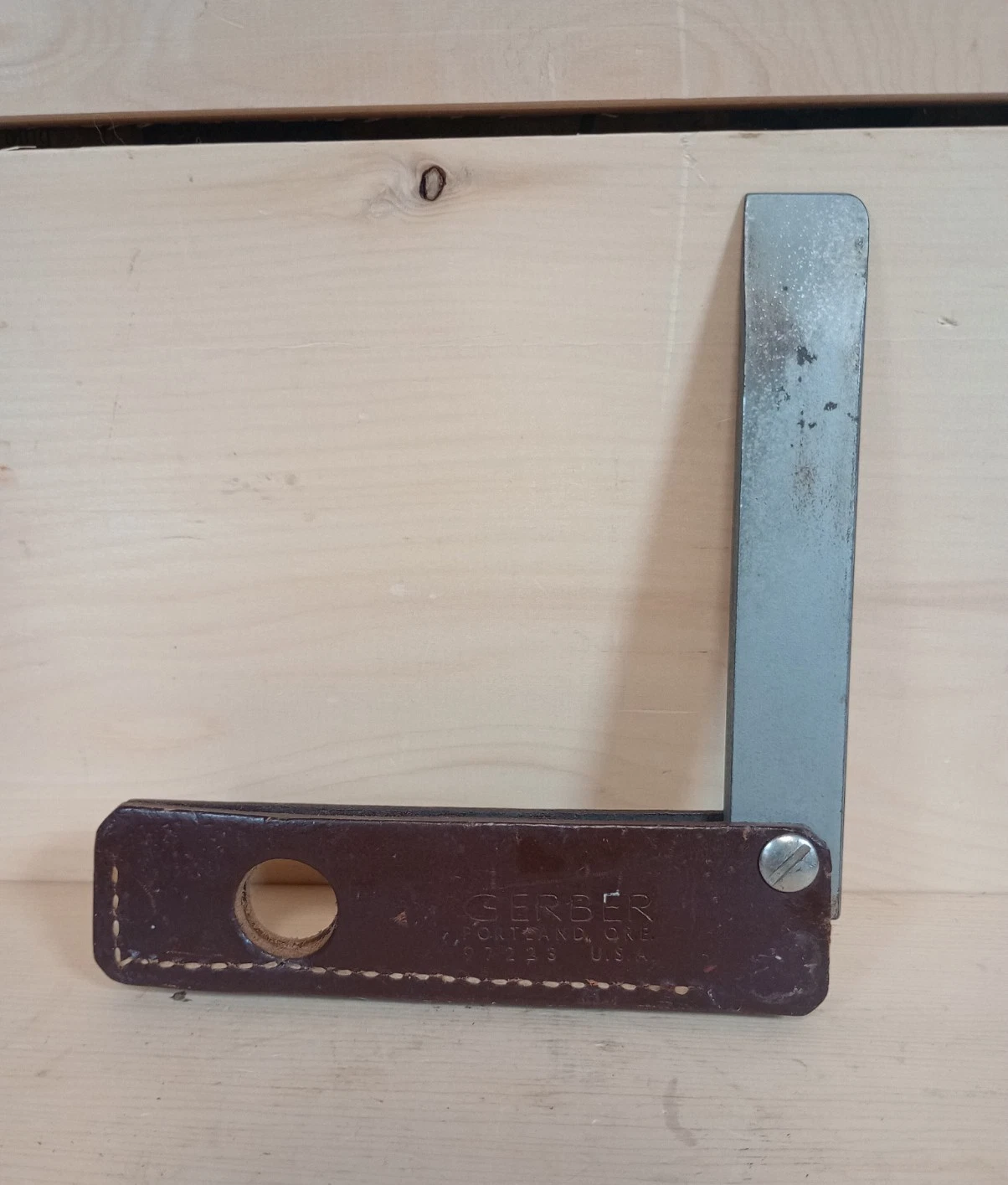 Vintage Gerber Portland USA 5" Folding Steel Hone Knife Sharpener Leather