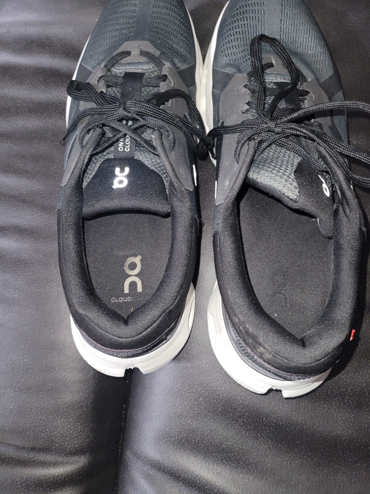 Size 11 - ON Cloudrunner 2 Eclipse Black - image 5