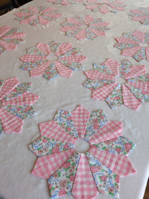 12 Dresden Plate Quilt Blocks. 10.5 In Finished Edges Pre Washed Cotton