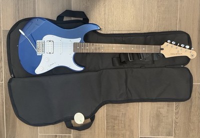 Yamaha PAC012 Pacifica Electric Guitar With Bag - Metallic Blue Open Box Unused