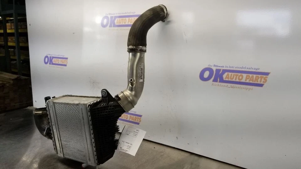 19 MONTAJE INTERCOOLER PORSCHE CAYMAN S 718 2,5 L Foto 4 de 4