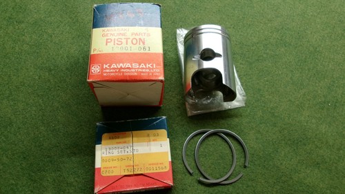 KAWASAKI KD80 MC1 G3SS PISTON & RINGS SET STD NOS OEM 13001-061 13008-047