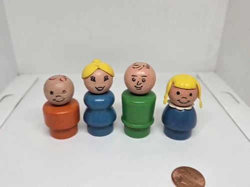 Vintage Fisher Price little people all wood family set of 4 Dad Mom Girl Boy