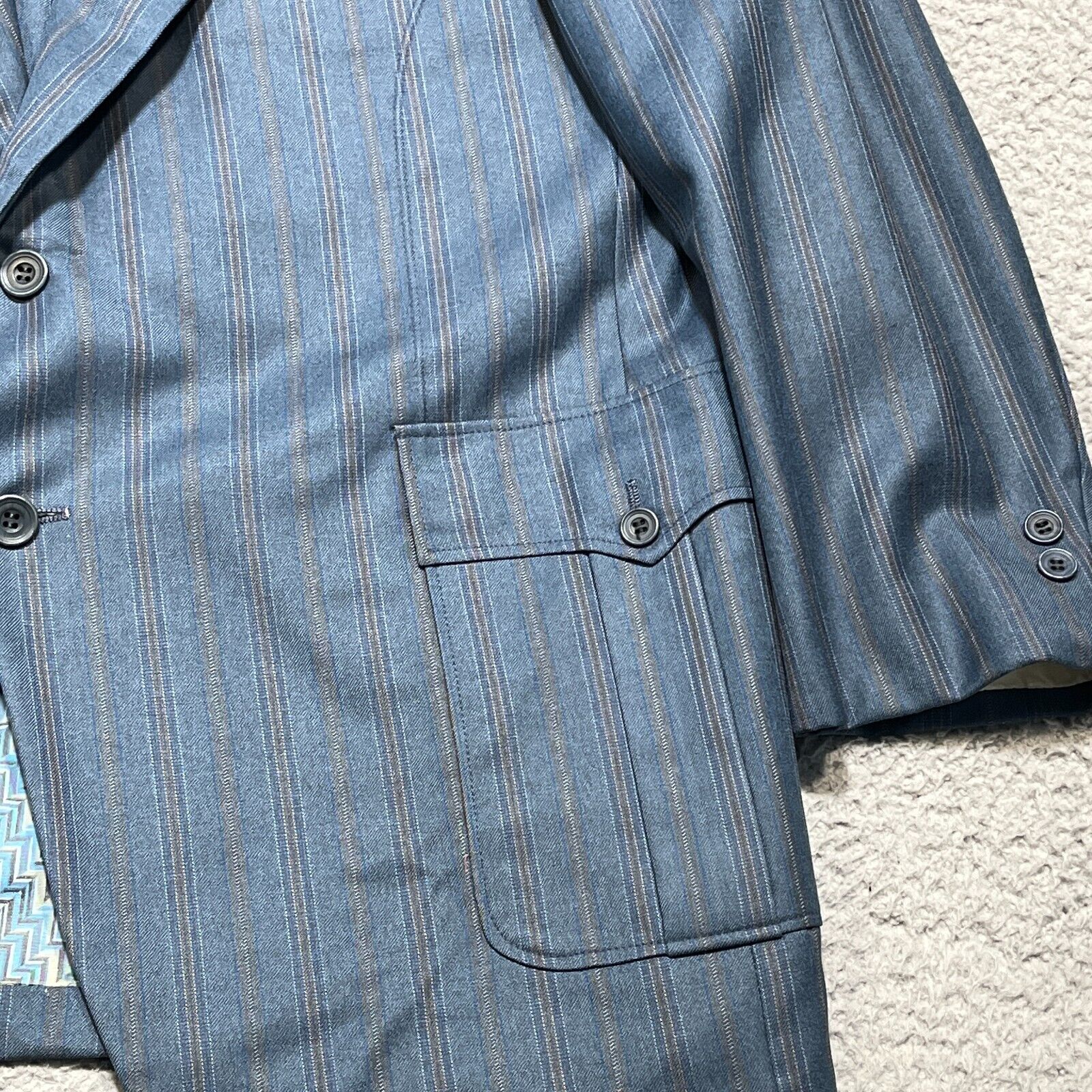 Picture 7 of 24