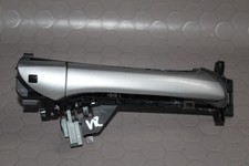 Mercedes Benz R230 SL T&uuml;rgriff Griff T&uuml;r rechts Brillantsilber A 2307600470