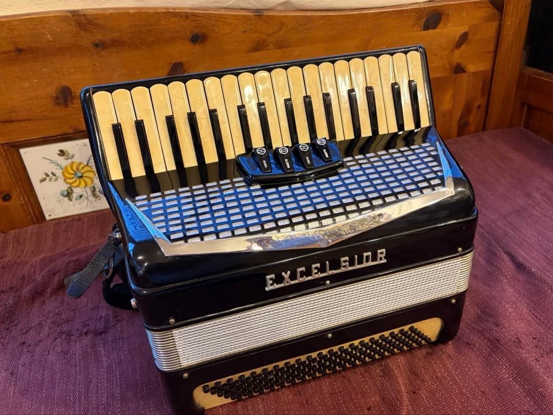 Excelsior Accordions for sale - eBay