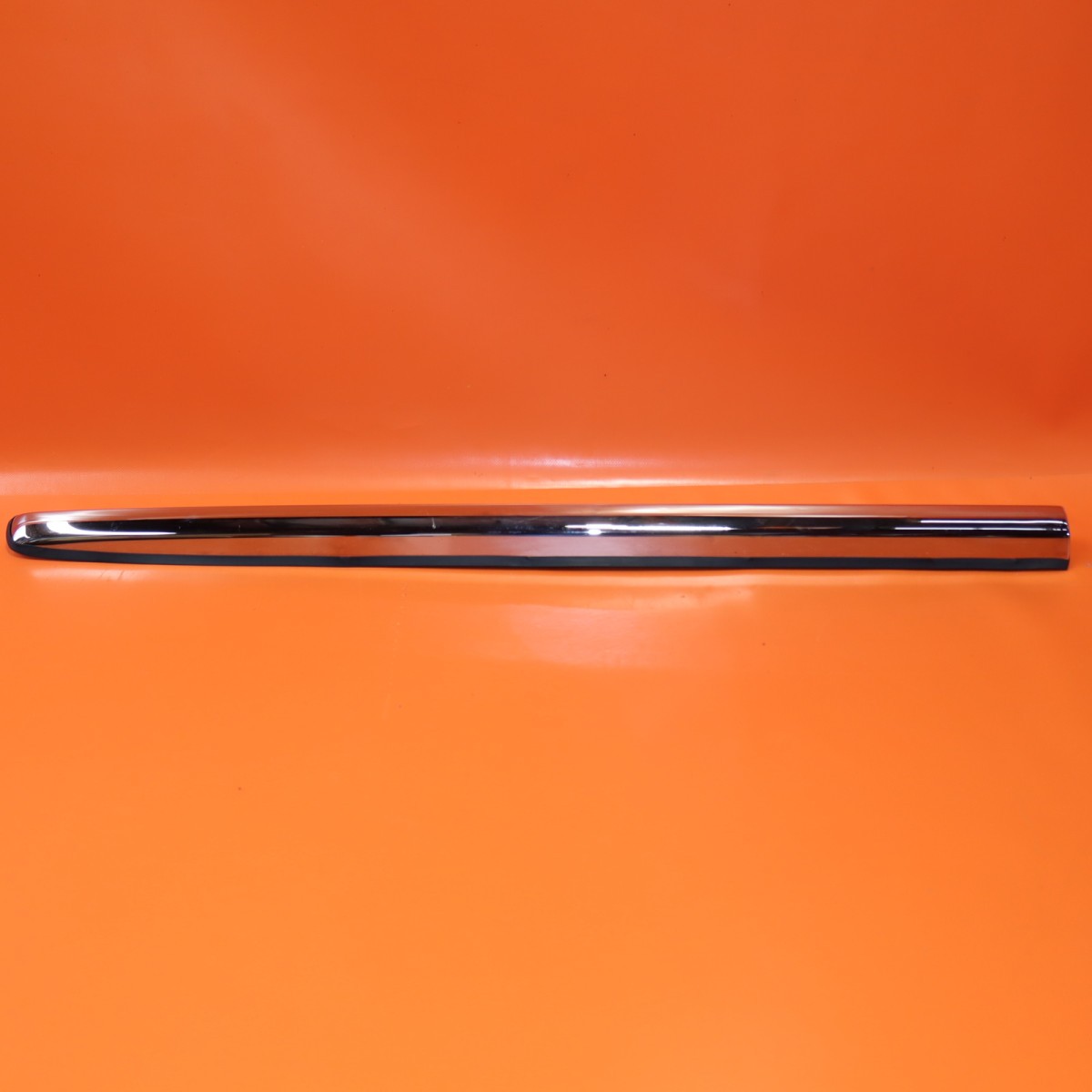 ROLLS ROYCE CULLINAN DOOR MOLDING RIGHT REAR 2017-2021 2022 2023 51137448580 OEM