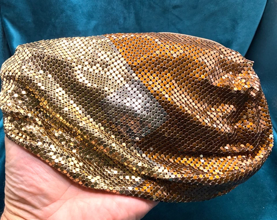 Bandolera Vintage Malla Multicolor Dorado Plata y Bronce Tonos Disco 17 1/2" Foto 4 de 4