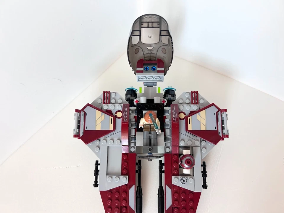 LEGO Star Wars 75135 Obi-Wan's Jedi Interceptor, foto 3 di 5