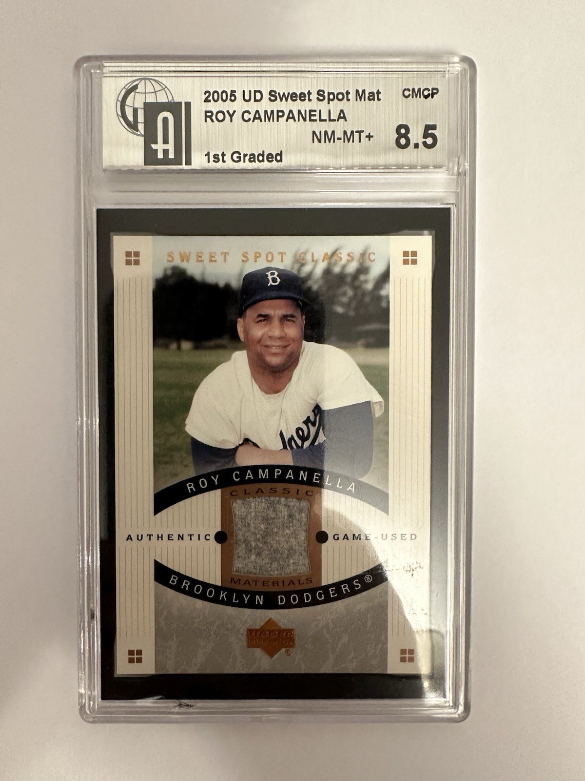  2005 UD Sweet Spot Classic Roy Campanella Game-Used Relic GAI 8.5 HOF Dodgers