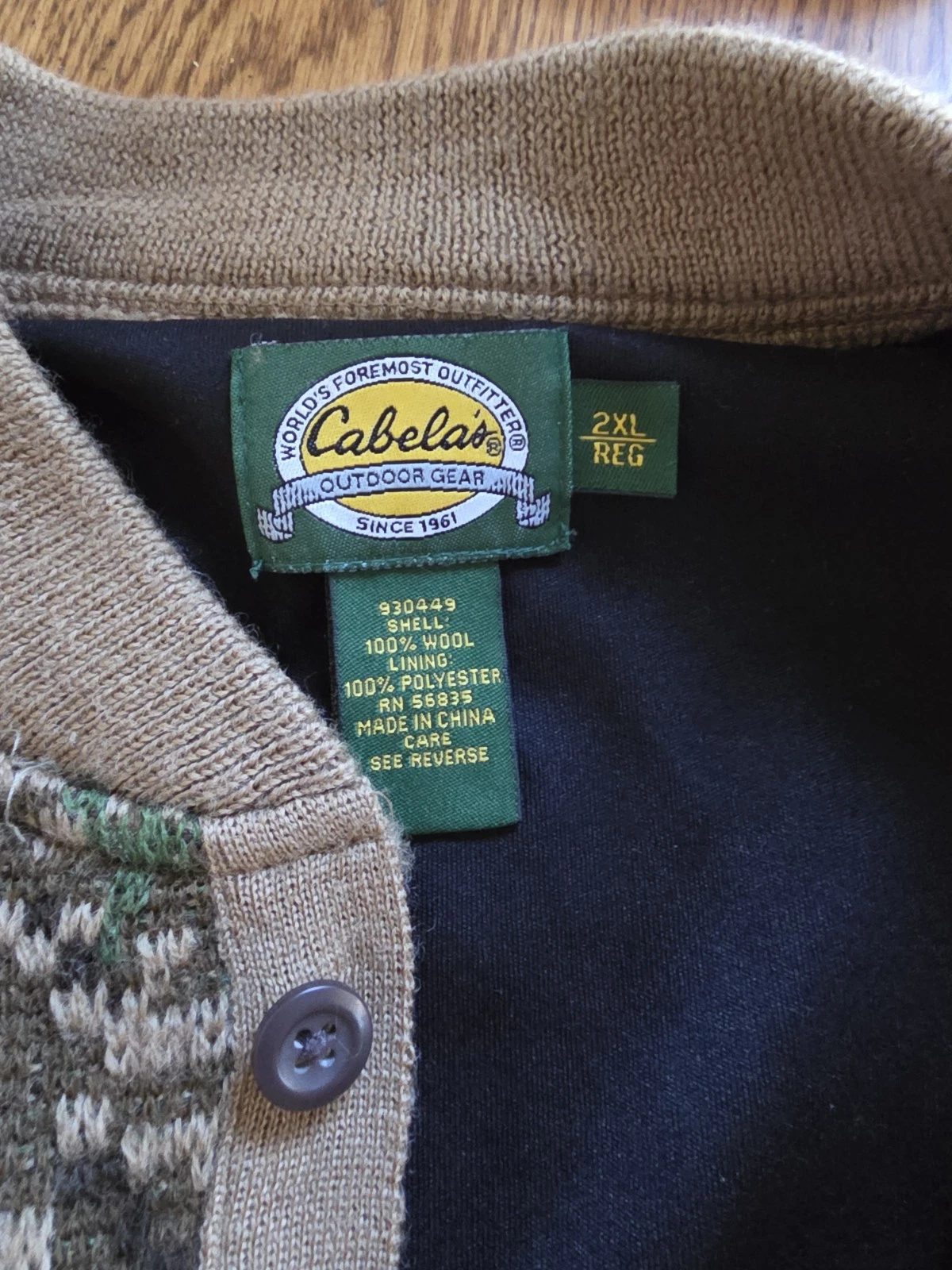 Cabela's vintage camouflage wool sweater. Goretex lined 2XL 930449 - product detail image 5