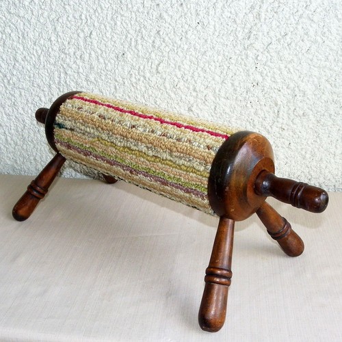 VINTAGE POST FOR CATS HORIZONTAL FLOOR MODEL LOG AND CARPET CAT SCRATCHER