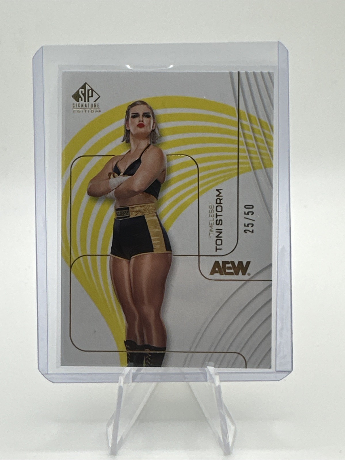 2025 SP Signature Edition AEW Timeless Toni Storm #2 Yellow Parallel /50