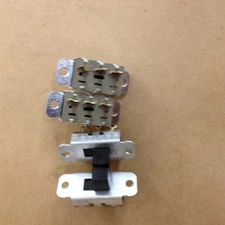 Lot of 4 Switchcraft 46203LRX 3A 125VAC 0.5A 125VDC Slide Switch 3 Prong