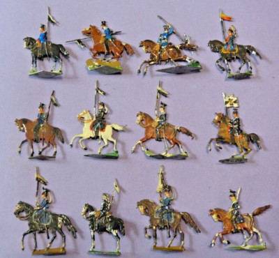 Figurines étain Heinrichsen – 15 Cavaliers Hussards Allemands 1914 – 1/60 (30mm)