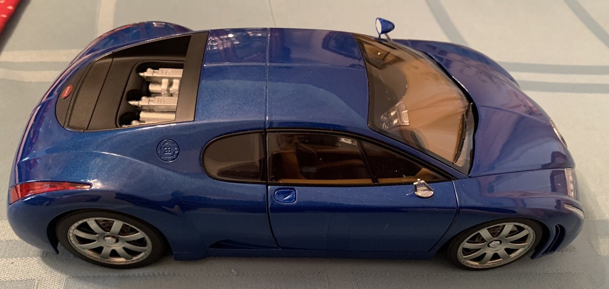1/18 Autoart Bugatti EB 18.3 Chiron - Blue | eBay 1/18 Autoart Bugatti EB 18.3 Chiron - Blue | eBay