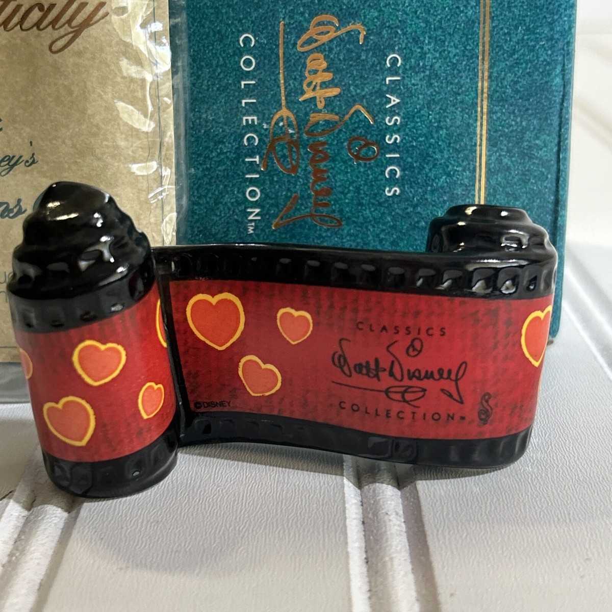 Walt Disney Classics Collection WDCC 'Mr Duck Steps Out' Opening