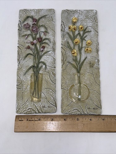 Vintage Flowers in Vases 3D Resin Wall Art Plaques Signed Cheri Blum Lot Of 2 - Picture 14 of 14