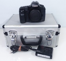 Cámara Canon EOS 5D SOLO BODY usada en estuche #5D M